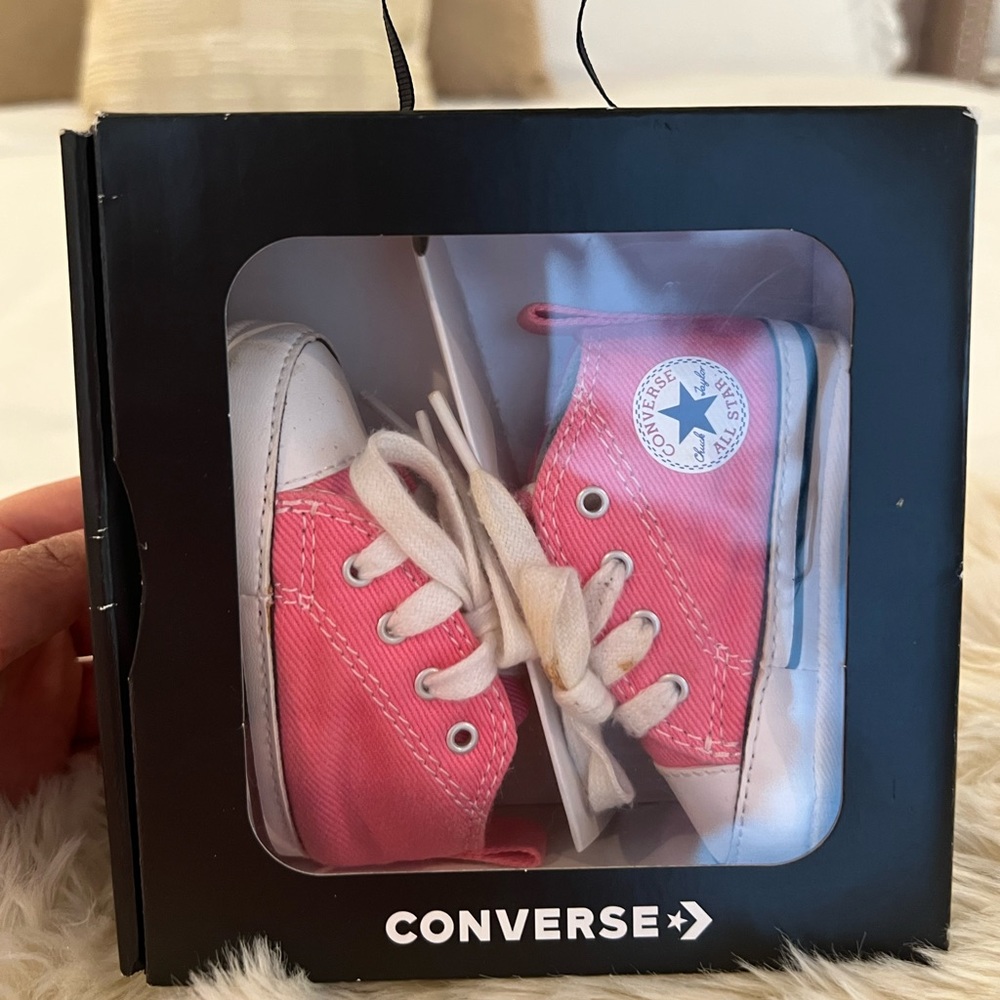 Converse first star crib shoes